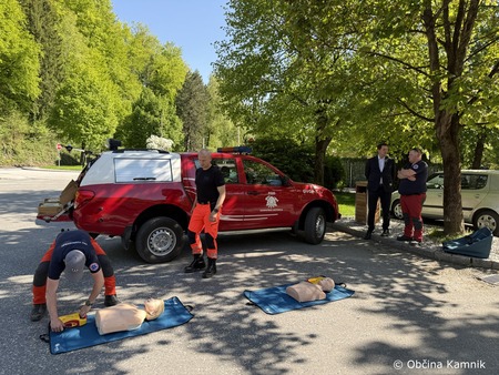 Delavnice oživljanja z AED Kamnik krepi verigo preživetja (1)